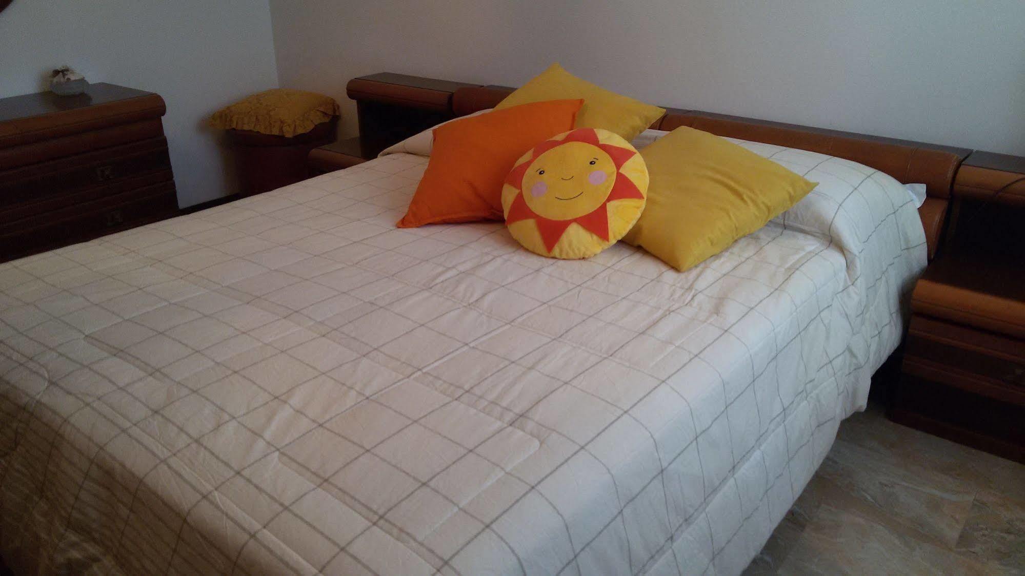 B&B Soleluna Massa Fiscaglia 外观 照片